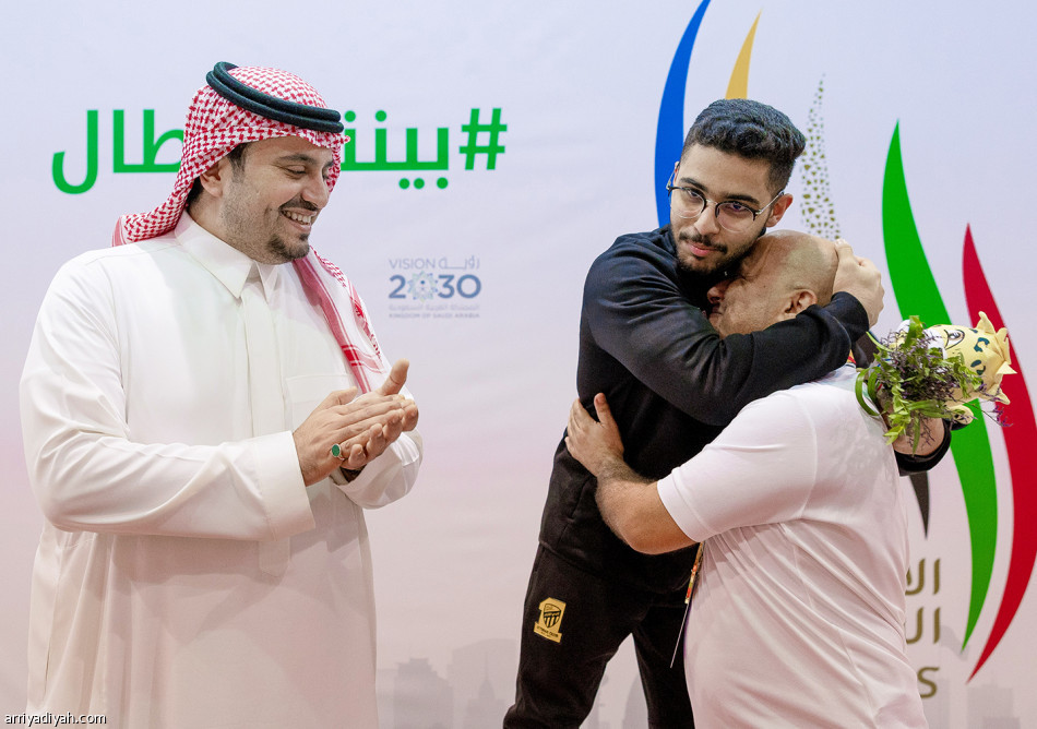 جوائز الألعاب
تعيد المعتزلين