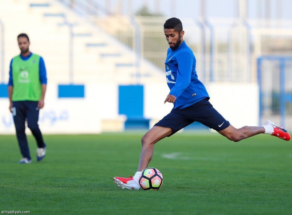 الهلال يصل جدة استعداداً لملاقاة الاتحاد