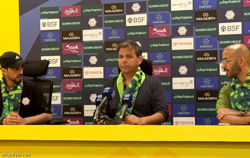مدرب الرياض يعترف بأفضلية النصر ويشير إلى تأثير الغياب على الفريق