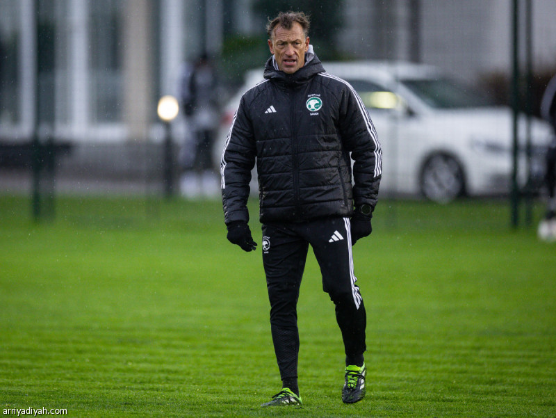 صربيا تعتمد التدوير.. رينـارد يختبر الجميع