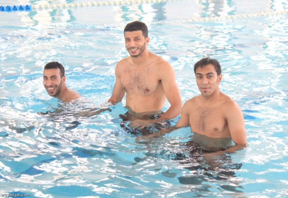 المسبح يجهز الفتح للشباب