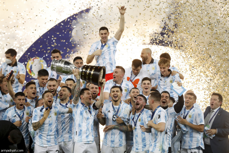 الأرجنتين تُنهي عقدة 28 عاما بـ«ذهب الكوبا»