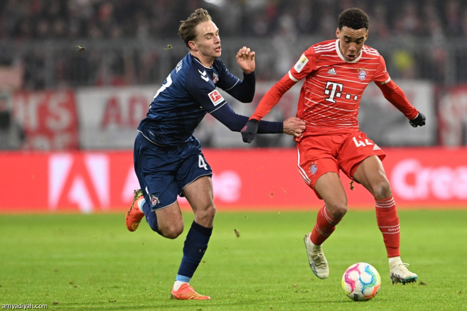Kimmich redt Bayern van nederlaag tegen Colin
