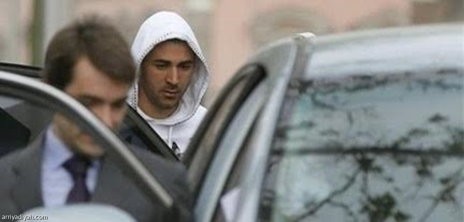 الشرطة الفرنسية تلقي القبض على بنزيمة
