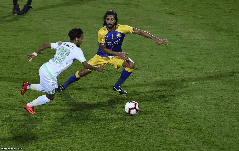 الأهلي يؤكد صدارة الهلال وينتزع وصافة النصر