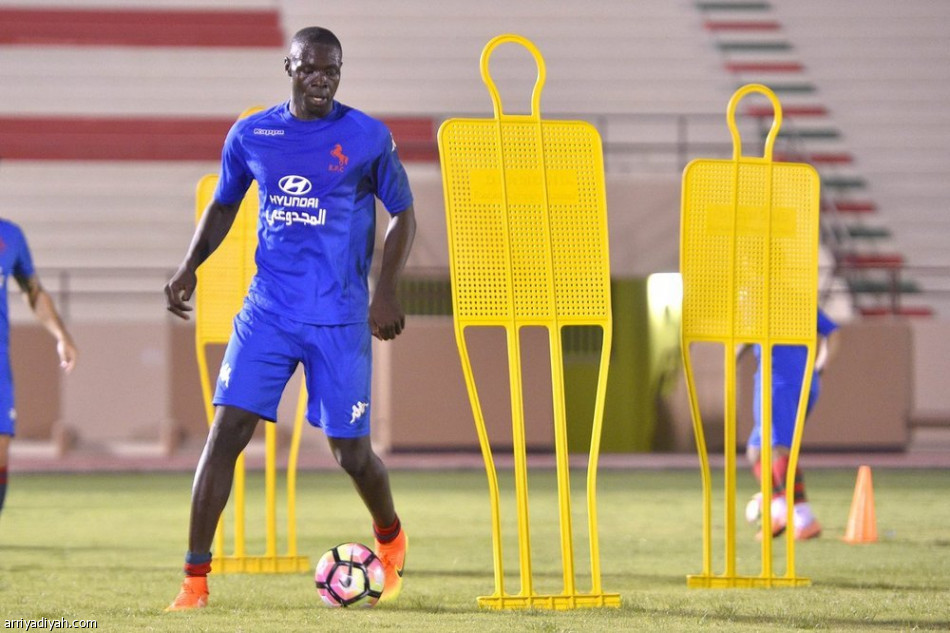 الاتفاق يجهز بوبا وفوفانا قبل مواجهة الهلال