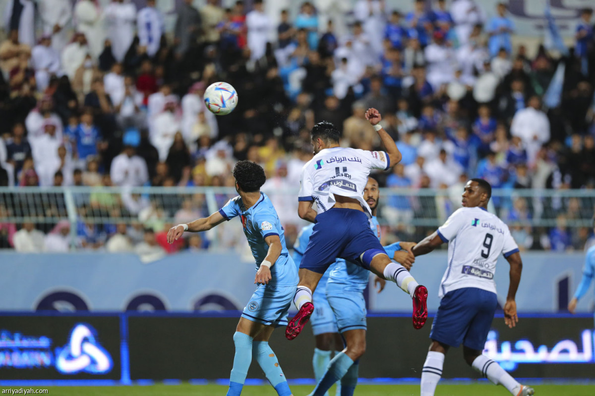 الهلال.. المعاناة تستمر