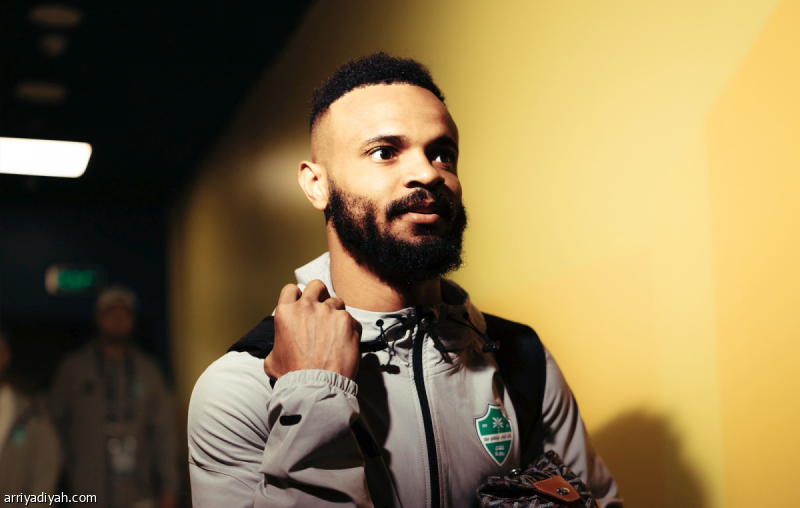 الأهلي يستبعد ميو.. ويبدأ بالجهني ومجرشي