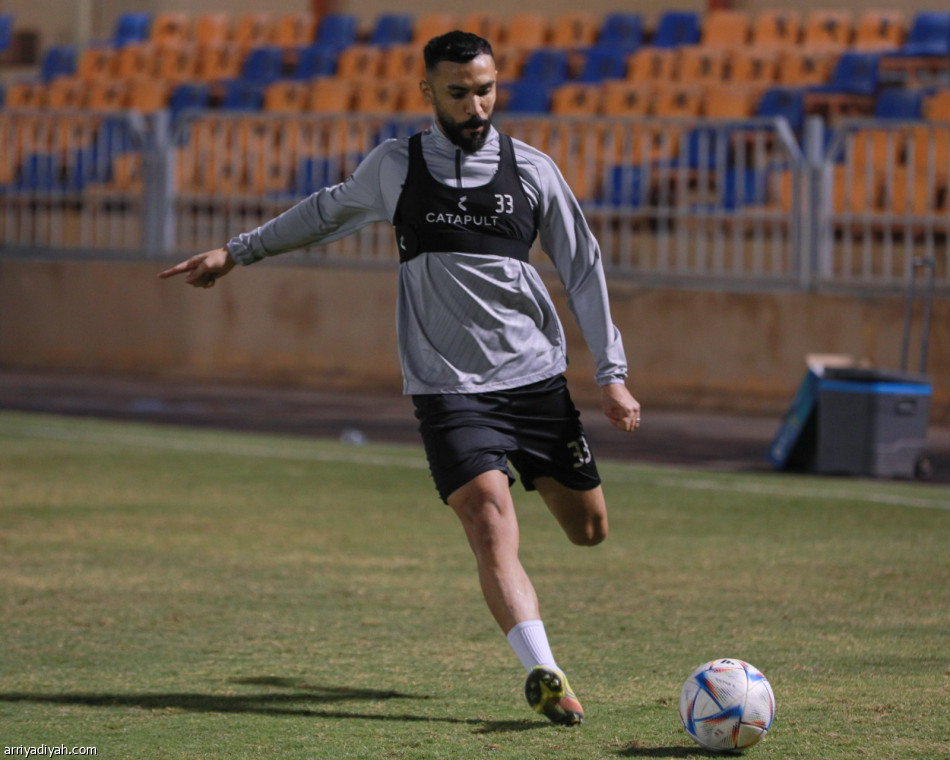 قبل الهلال.. الفيحاء يركز على «العرضيات»