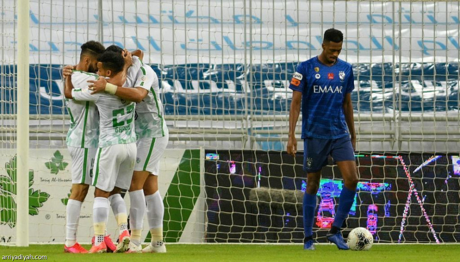 عسيري يهزم الهلال.. ويعيد النصر للمنافسة
