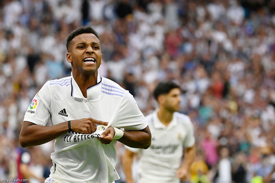 عاصفة مدريد 
تقتلع برشلونة