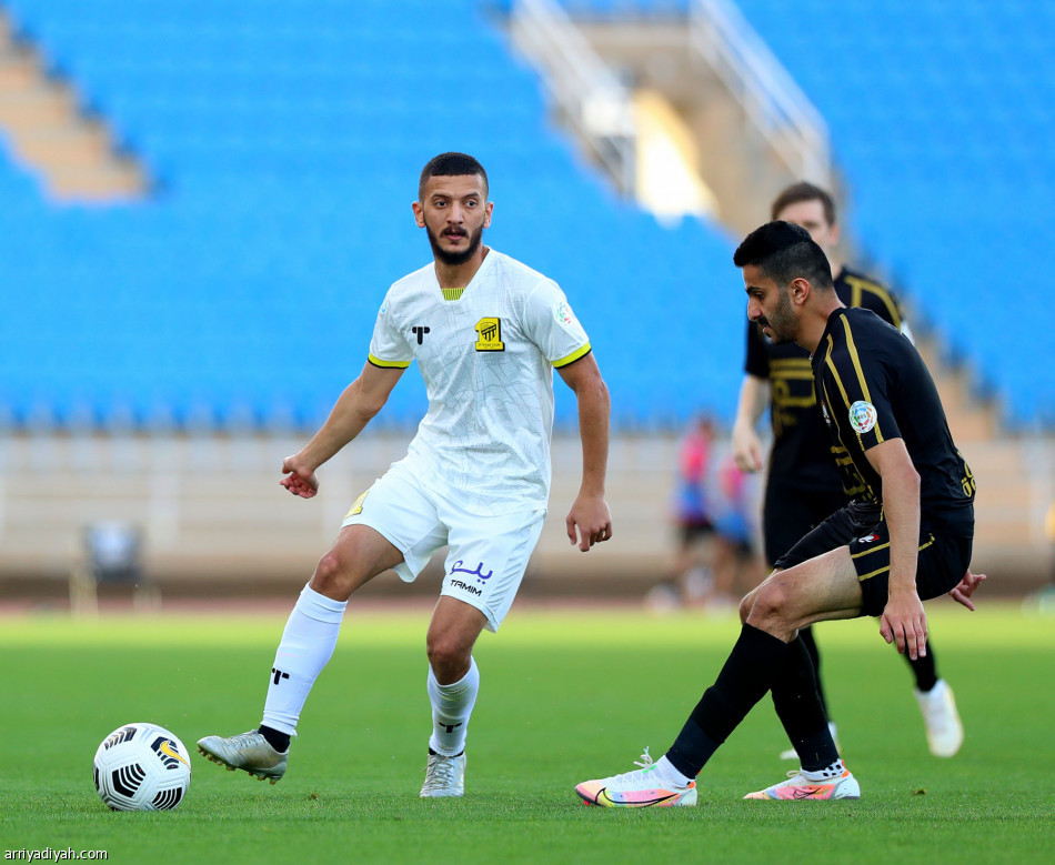 قبل «الكلاسيكو».. الاتحاد يخسر نقطتين ومدافعين