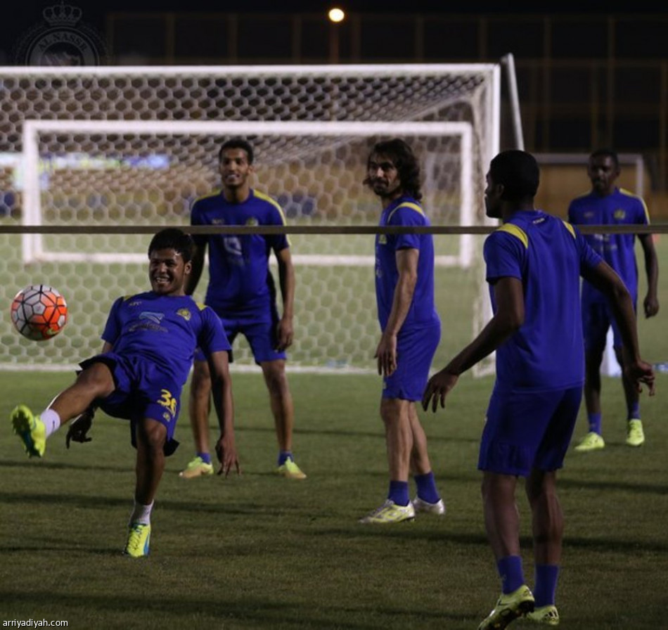 فيصل بن تركي يطالب لاعبي النصر بكأس الملك