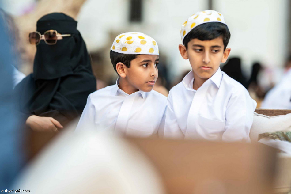 أهازيج تاريخية تُدشن مسيرة جدة