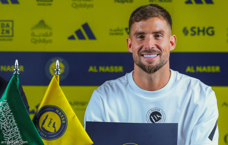النصر يعيد ذكريات مارتينيز مع رونالدو وبنزيما