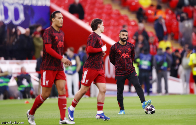 أمام باريس.. صلاح على مقاعد البدلاء