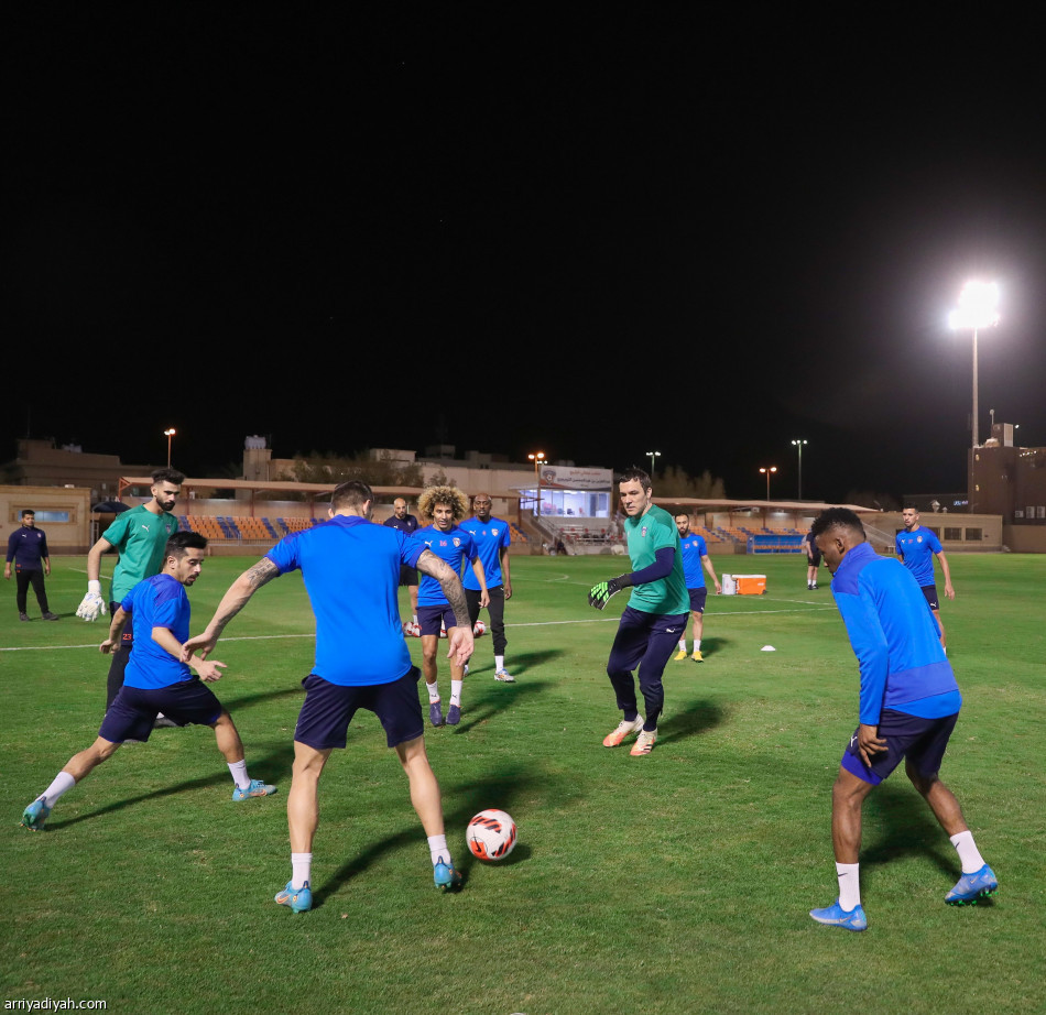 رازوفيتش يعتمد تكتيك مواجهة الهلال