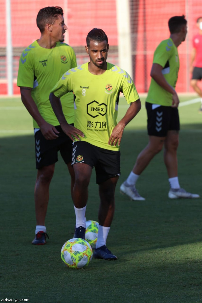 لاعب سعودي ينضم إلى ناستيك الإسباني
