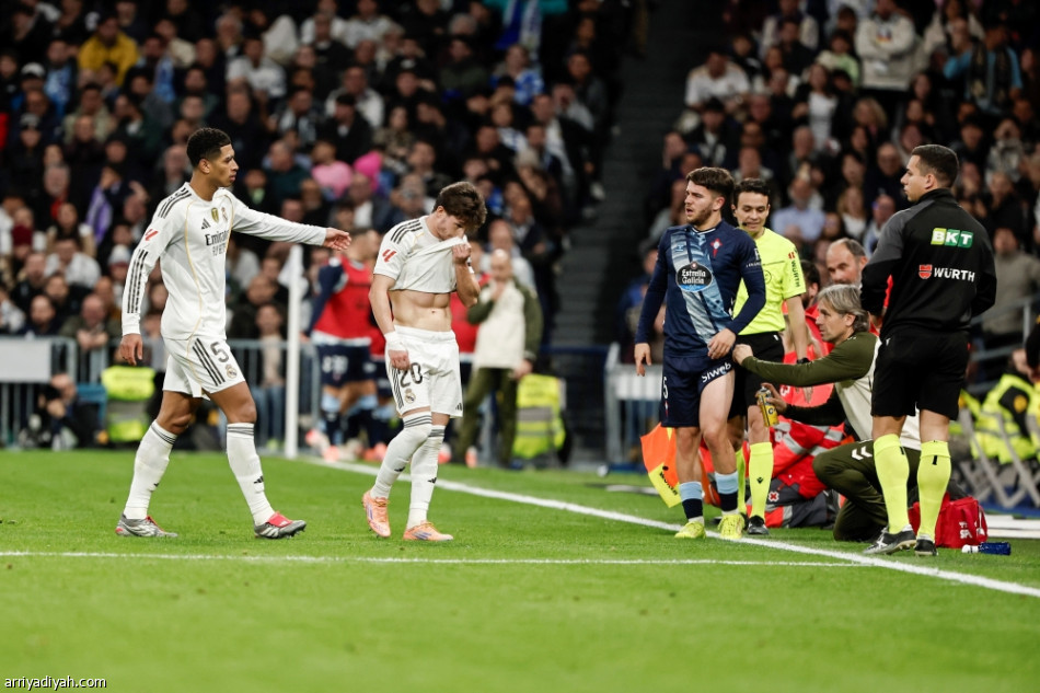 الريال.. خسارة ثانية