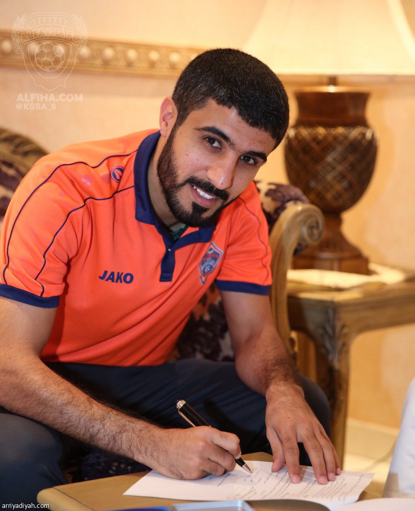 صفقات الفيحاء المتواصلة تخطف الأضواء