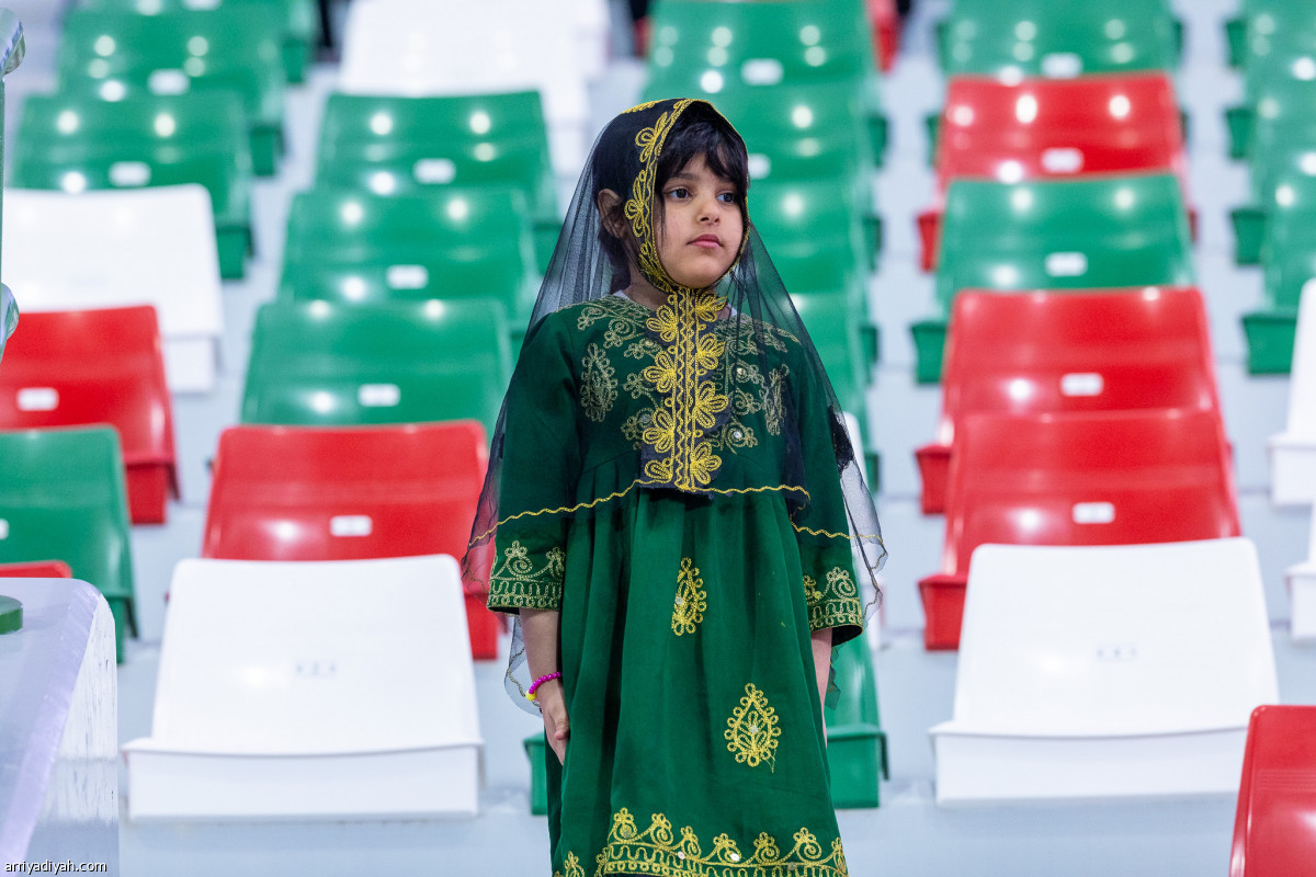 احتفالات.. واعتراضات