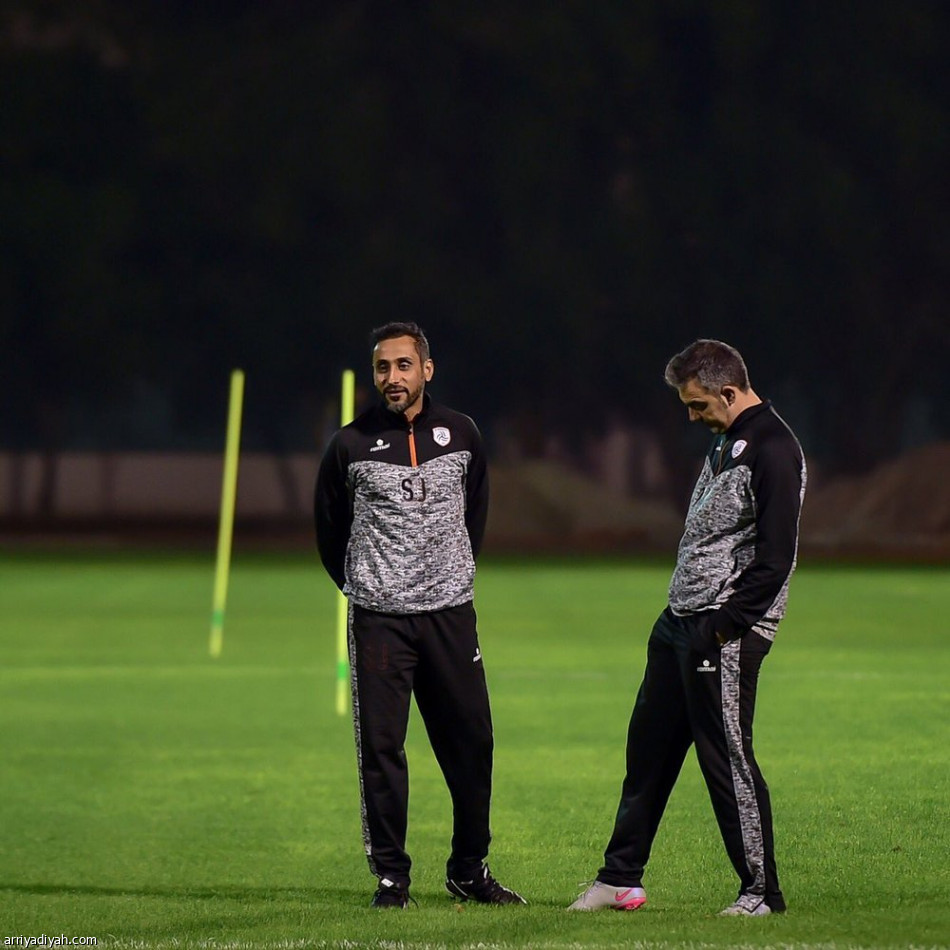 دعم شرفي للشباب قبل موقعة الهلال