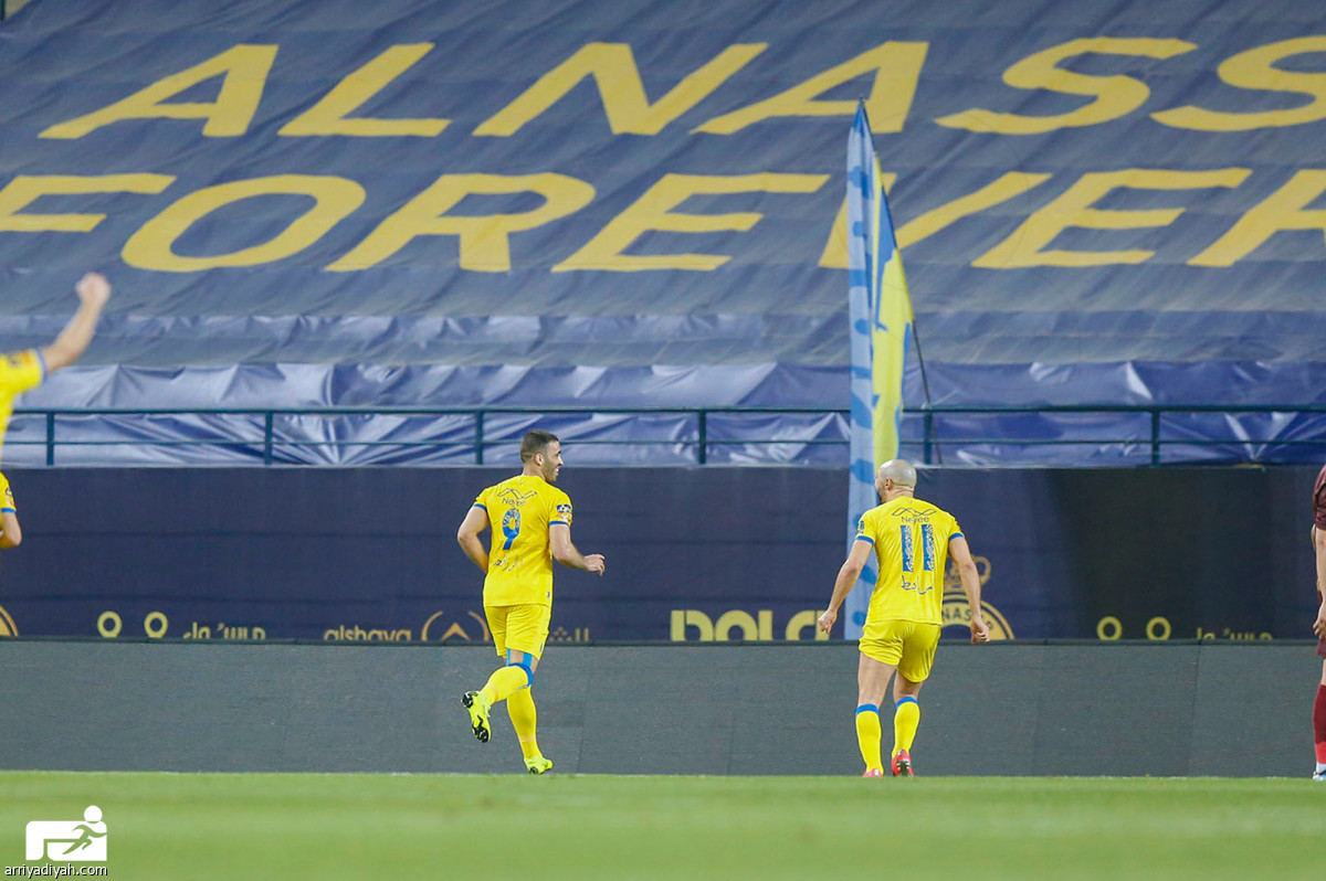 النصر والعين.. عبور أصفر «صور»