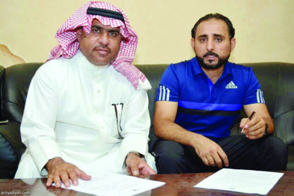 النجوم يتعاقد مع المدرب الصيعري والمدافع الأحمد