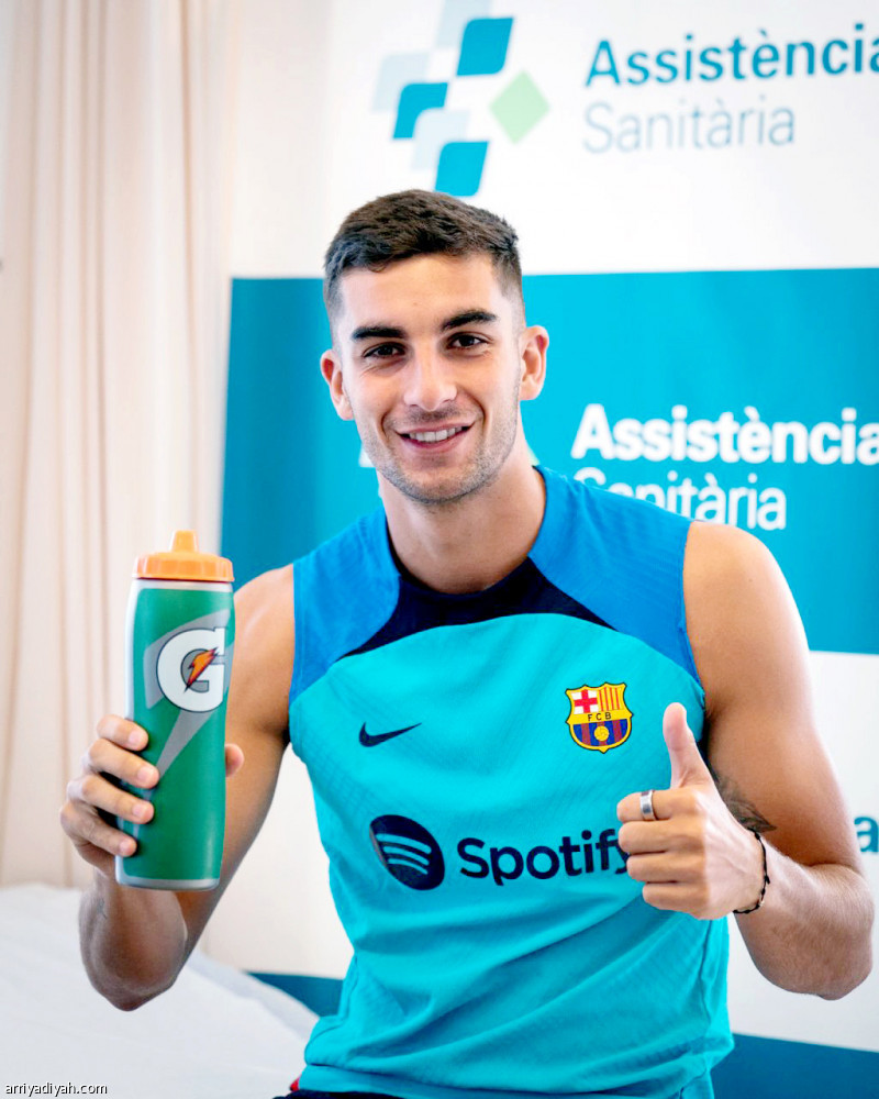 ألفيس
يهاجم «عقلية» برشلونة