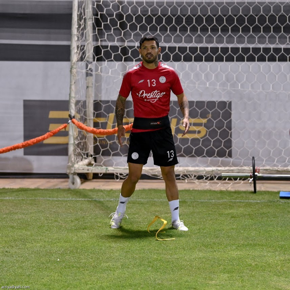 شاموسكا يطالب بوقف نزيف النقاط أمام الهلال