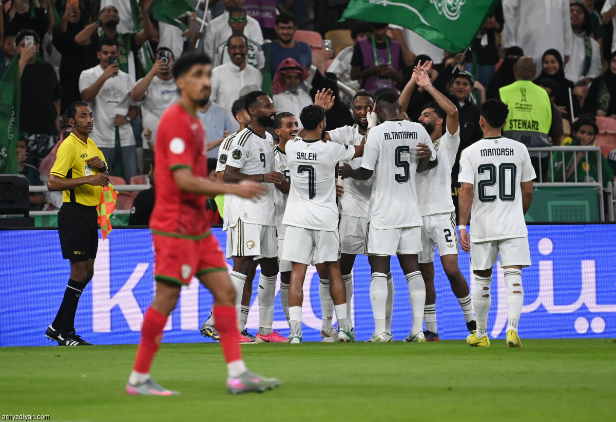 احتفال وعبور