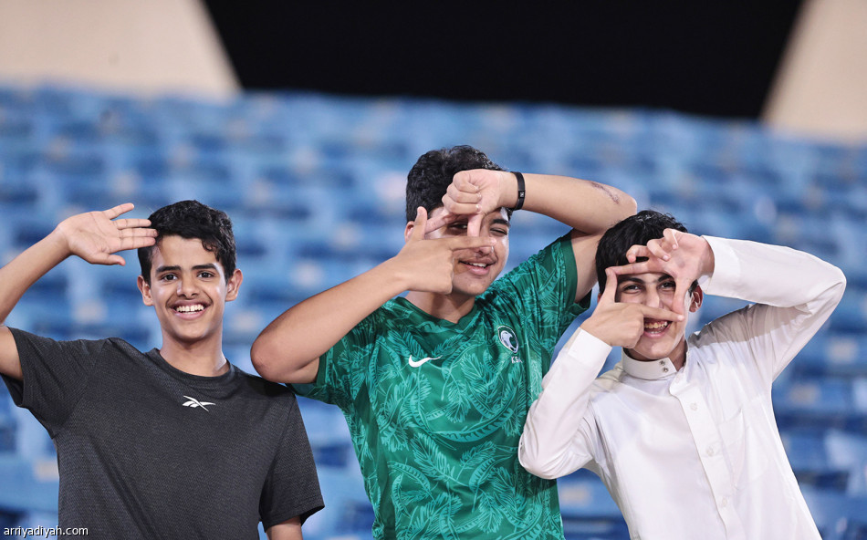 الأخضر.. 
العبور السابع