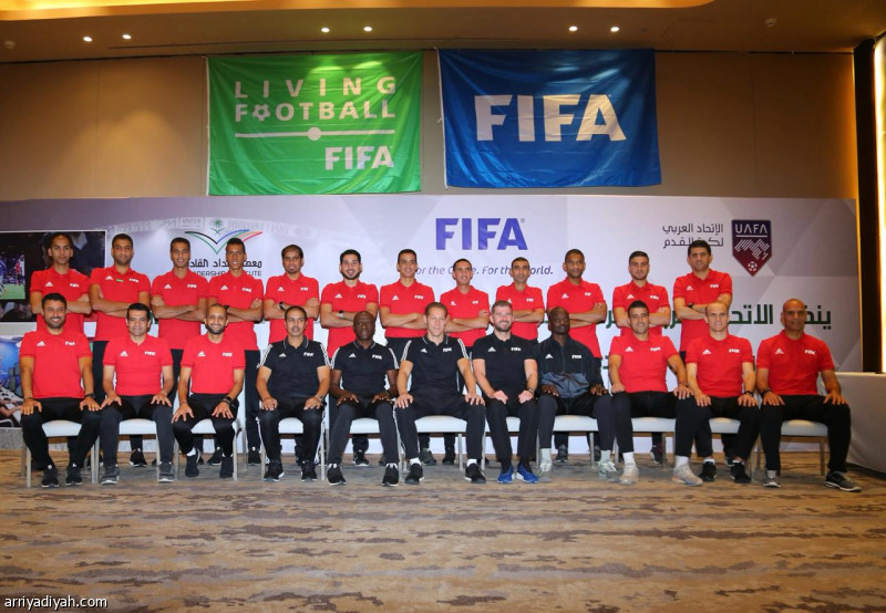 انطلاق دورة «VAR» لحكام «العربي»