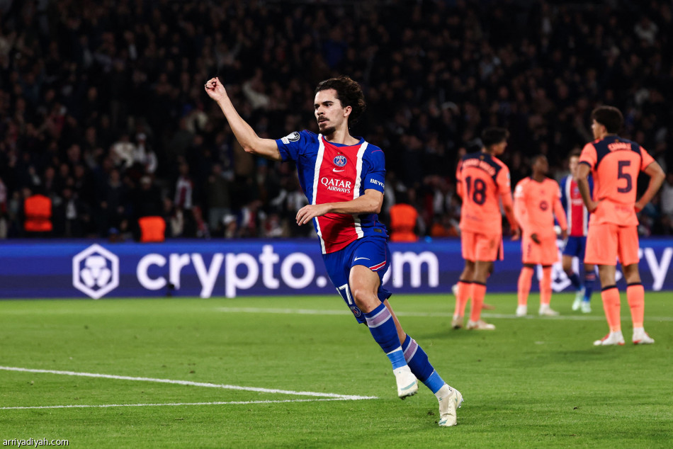 قبل الكلاسيكو.. برشلونة يتعثر برباعية باريس