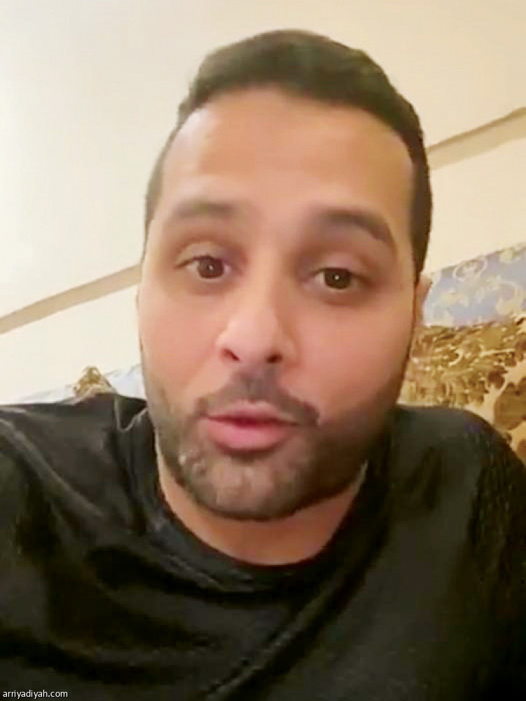 ياسر
يرد على شائعات كورونا