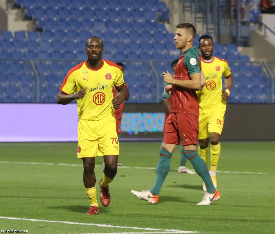 القادسية يثأر من الاتفاق بـ«3 جزائيات»