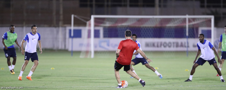 الهلال يستبعد ديغاو والميدا ويستقبل جريتس