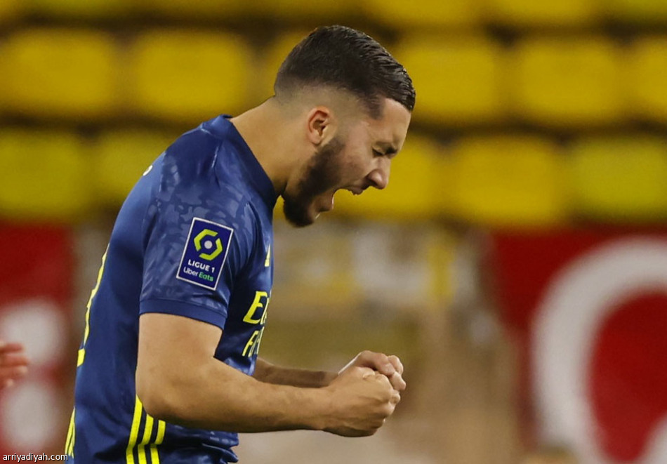 هدف متأخر يمنح ليون فوزا ثمينا