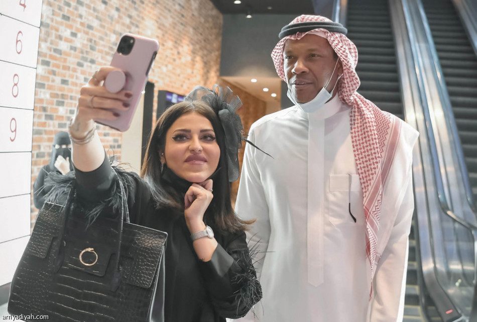 الراجح:
ترقبوا أفلام اللاعبين