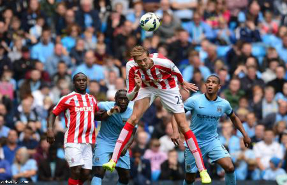 سيتي يتلقى الخسارة الأولى أمام ستوك