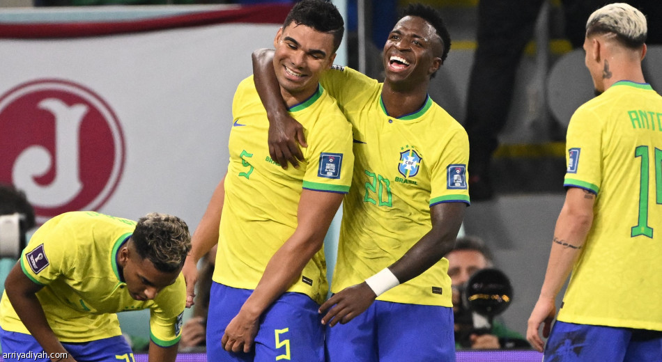 البرازيل تلحق بفرنسا إلى ثمن النهائي