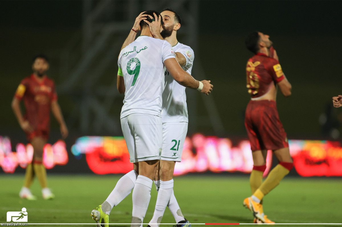 الأهلي والنصر.. الأصفر يعود «صور»