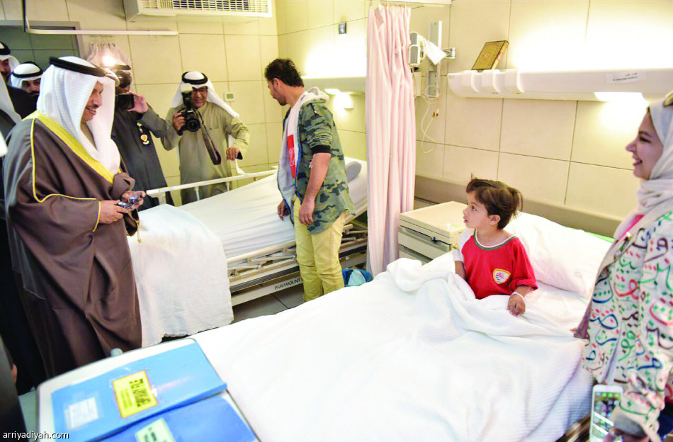 طائرة خاصة تعيد المصابين العمانيين.. وفتح تحقيق