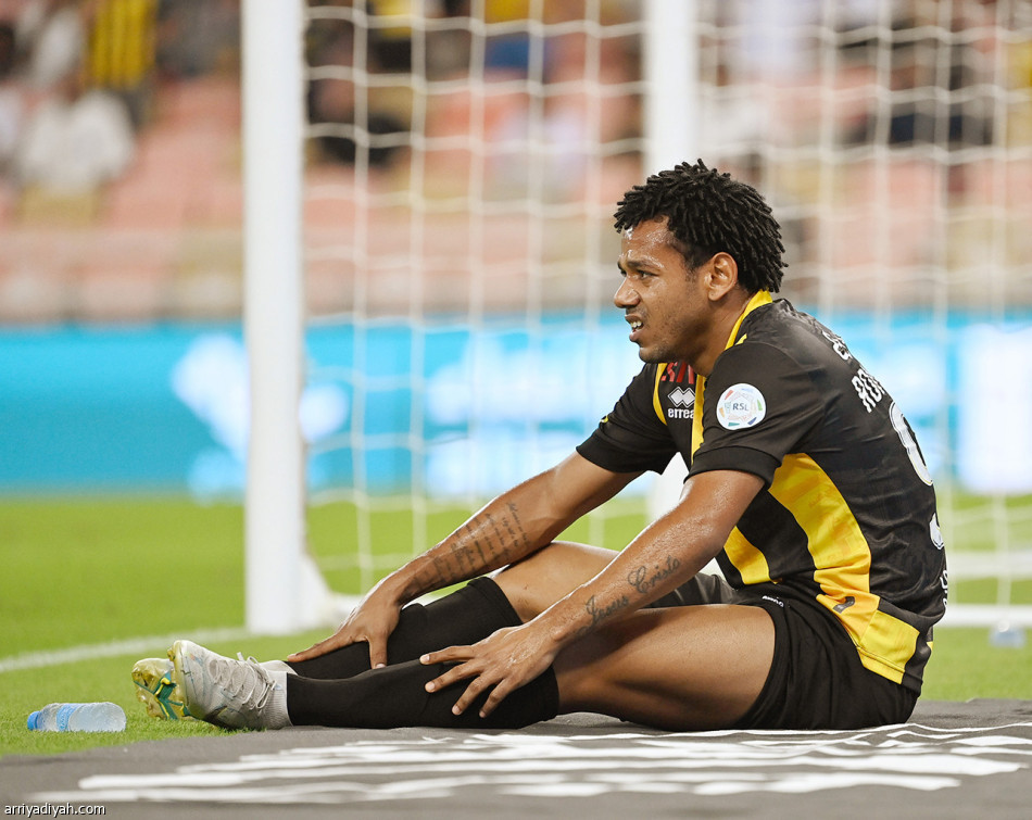 الاتحاد..
360 دقيقة بشباك نظيفة