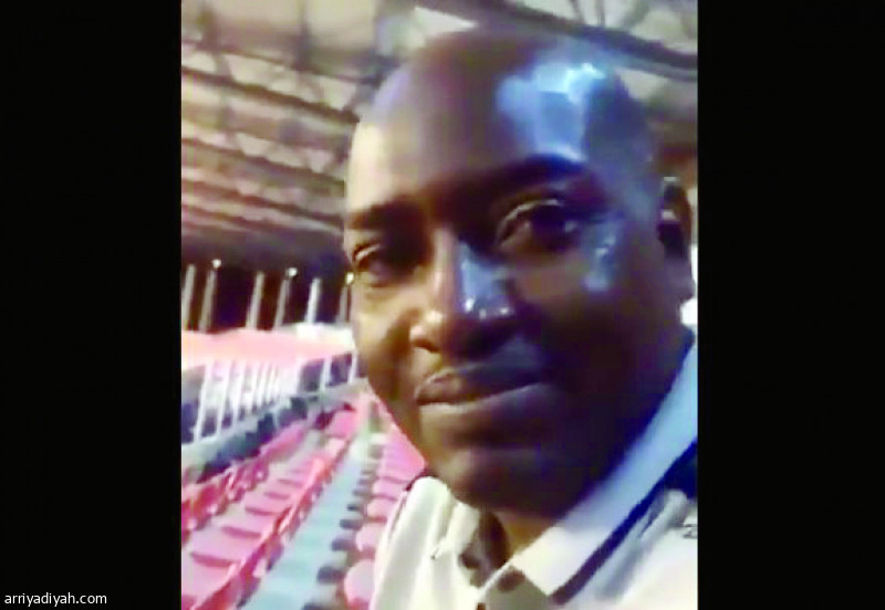 سوداني
يقلد صوت الشلهوب