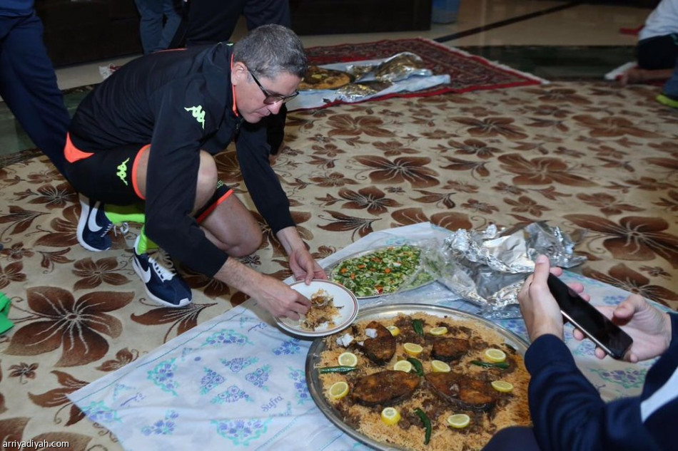 الحبيب والهزاع يدعمان الاتفاق أمام الوحدة