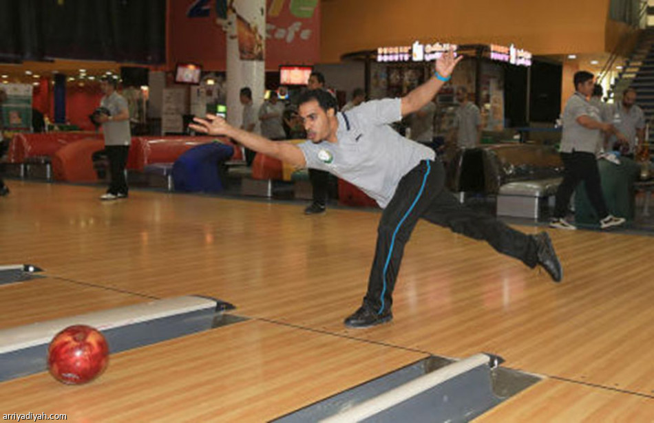 محمد بن سلطان يتصدر فردية البولينج السابعة