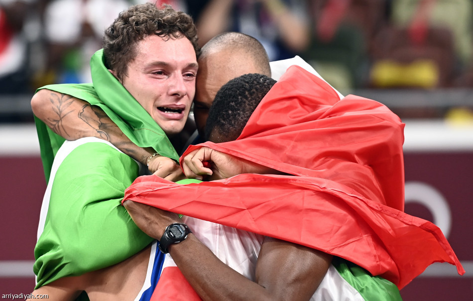 إيطاليا تحصد ذهبية سباق 4×100 متر تتابع