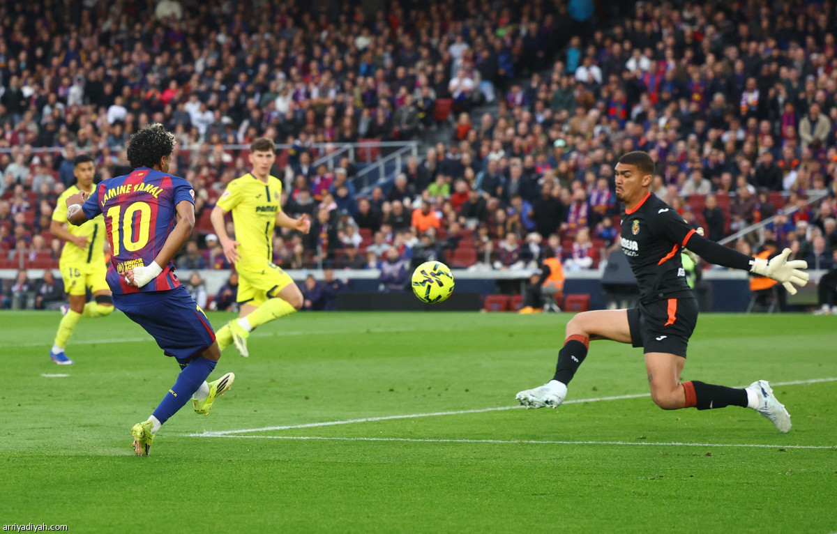 «هاتريك» تاريخي