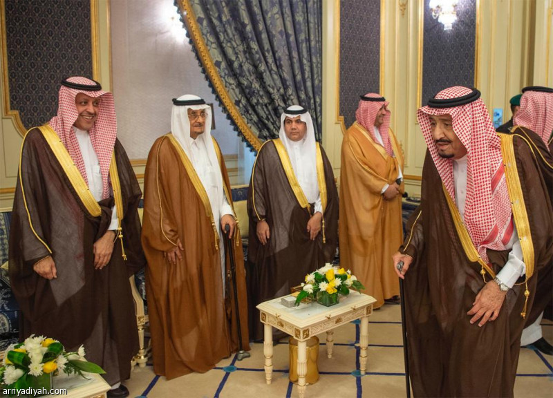 خادم الحرمين الشريفين يستقبل رئيس هيئة الرياضة ورؤساء الأندية الرياضية